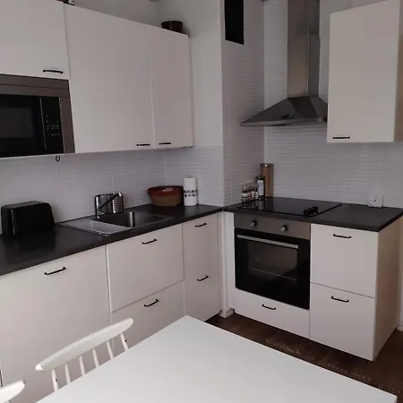 Authentic Finnish Home, Near Train Station And Free Parking 아파트